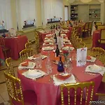 La Bussola Hotell 3*